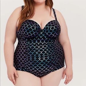 Torrid bathing suit size 2